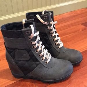 Sorel Womens Lexie Wedge Boot- Dark Slate!